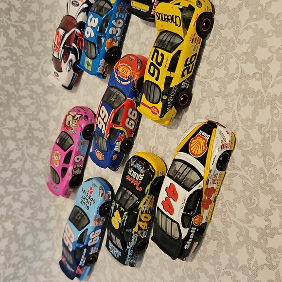 Nascar Tony Stewart Darrell Waltrip Johnny Benson Nadeau Andretti More Car Lot